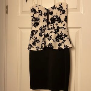 Small strapless dress, new with tags